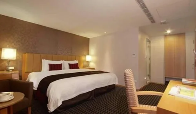 غرفة اقتصادية بسرير كوين، Tokyo International Hotel 3/4