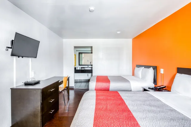 غرفة بسريرين مزدوجين، OYO Hotel Baton Rouge East I-12 Louisiana 1/3