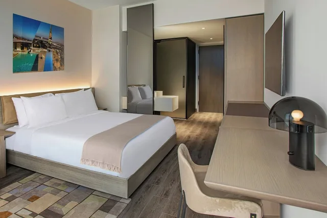 غرفة بسرير كينج، AC Hotel Downtown Los Angeles 2/7