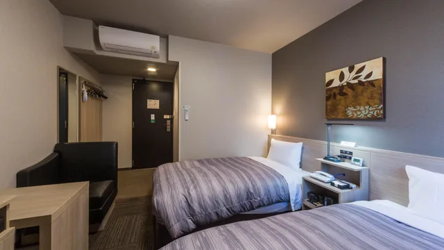 غرفة قياسية بسريرين منفصلين، Route-Inn Tokyo Kamata 1/2