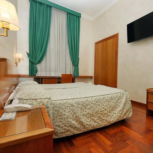 غرفة بسرير كينج، Hotel Corot 9/10