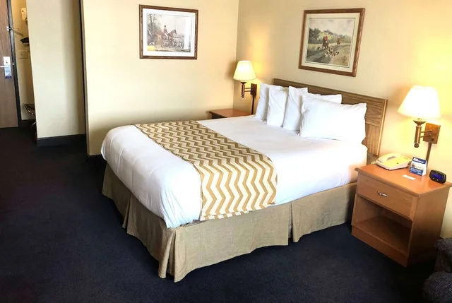 غرفة قياسية بسريرين كوين، Travelodge By Wyndham Grand Island 1/2