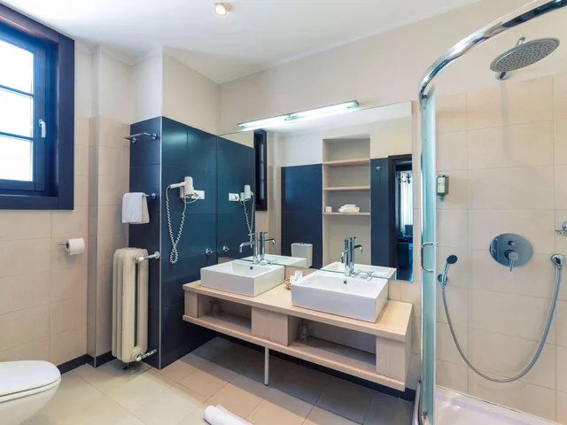 غرفة بسرير مزدوج، Mercure Belgrade Excelsior 7/8