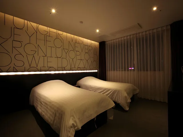 غرفة بسريرين منفصلين، Publico Hotel 1/1