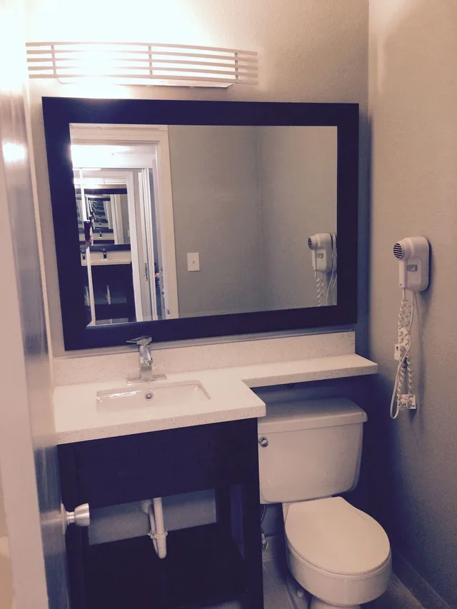غرفة قياسية بسرير كينج، Best Western at O Hare 3/4