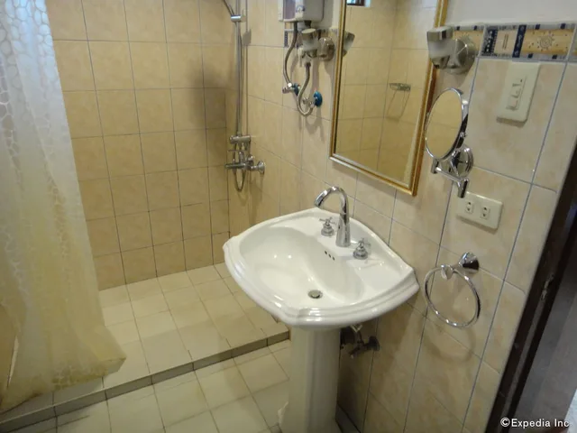 Group Room, 6 People, 2 Double Beds, 2 Bunk Beds، Dolce Vita Hotel 2/2
