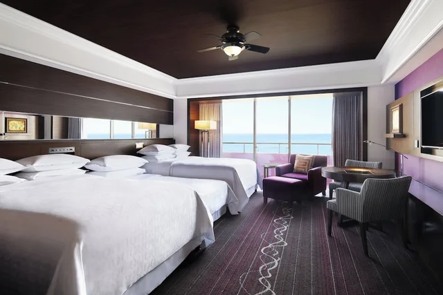 Club, 3 Beds, Sheraton Grande Tokyo Bay Hotel 1/3