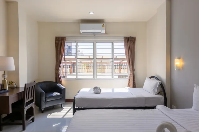 غرفة عائلية، Panwalee Hotel 5/8