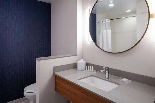 جناح بسريرين كوين مع أريكة لذوي الإعاقة، Fairfield Inn & Suites by Marriott Somerset 4/6
