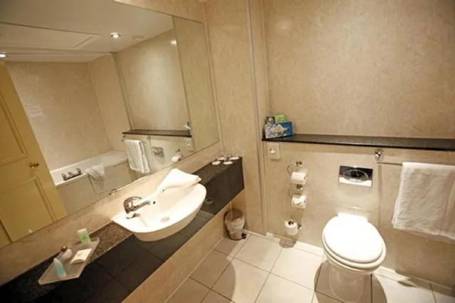 Room, Double Bed, Britannia Hampstead Hotel 8/9