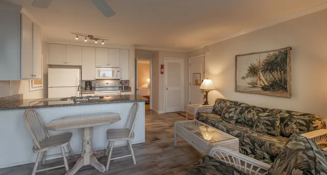 1 Bedroom, Villa, Queen Bed, Ocean View, Villas By the Sea Resort Conference Center 3/4