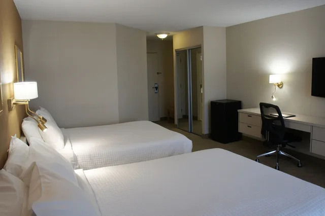 غرفة بسريرين كوين، Hotel Castel 3/5