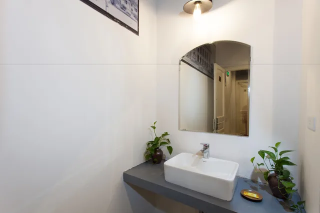 Mixed Dorm, 10 Beds, Luxury Backpackers 2/2