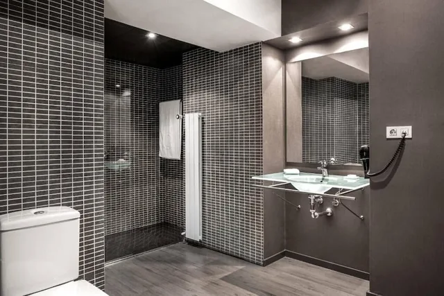 غرفة ثلاثية بسرير كوين وسرير فردي، B&B HOTEL Vitoria General Alava 3/3