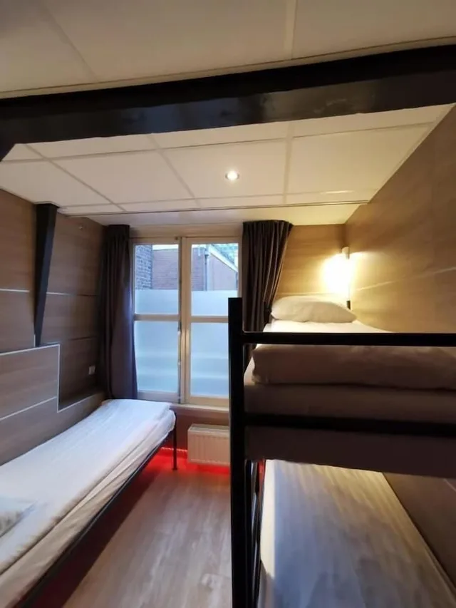 Room, Triple, 1 Single and 1 Bunk Bed, Private Bathroom، Hotel Mevlana 1/2