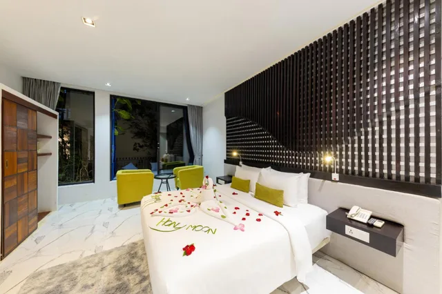 Honeymoon, Luxury, Suite, King Rock Residence 9/10