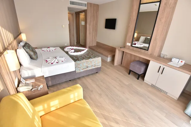 غرفة قياسية بسرير مزدوج أو سريرين منفصلين، Lucida Beach Hotel 2/4
