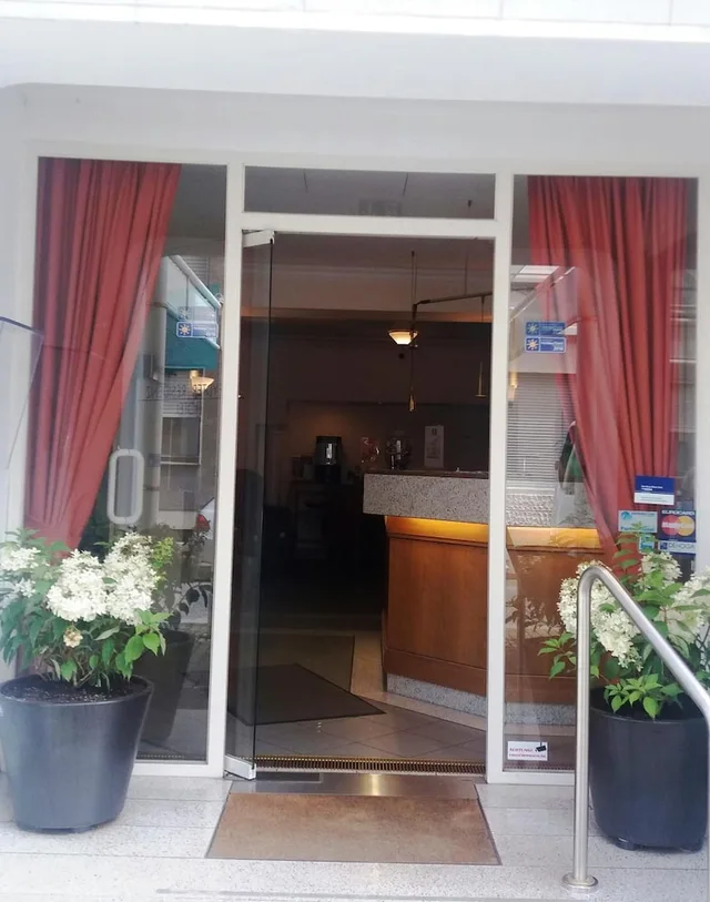 Hotel Rheydter Residenz، مونشنغلادباخ 3/38