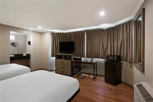 غرفة بسريرين كوين، Econo Lodge Vallejo, CA 2/2
