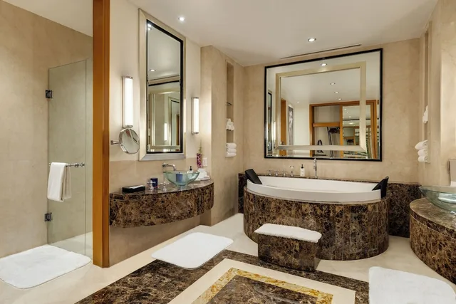 جناح رئاسي بسرير كينج، Trident Hotel Gurgaon 4/4