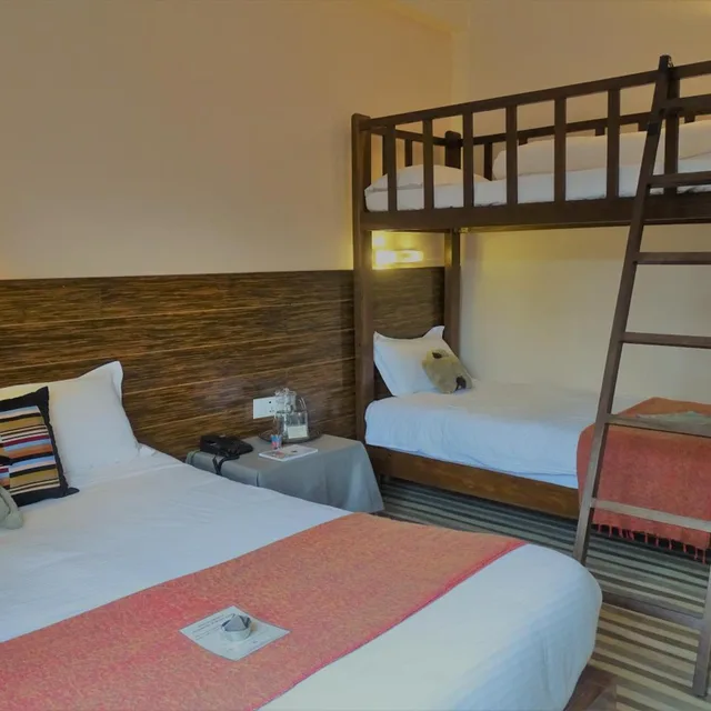 غرفة عائلية، Hotel Karuna 4/10