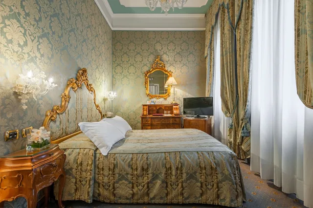 غرفة كلاسيكية بسريرين منفصلين، Hotel Al Ponte Antico 3/8