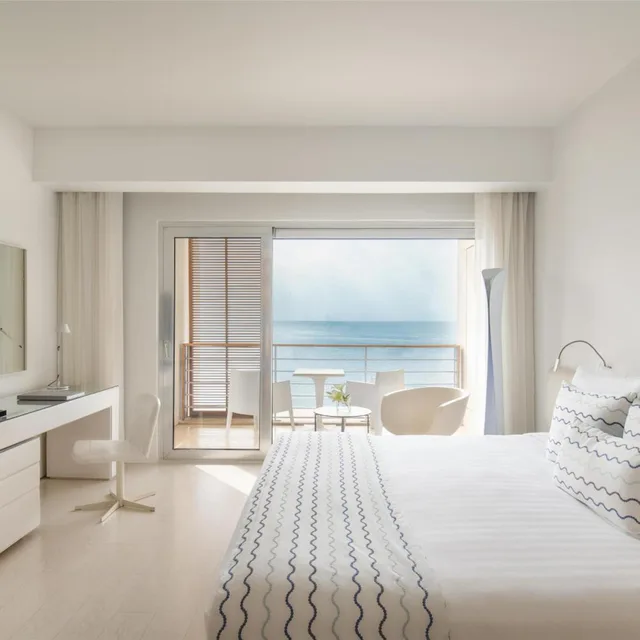 Deluxe, King Bed, Sea View, Kempinski Hotel Aqaba Red Sea 4/10