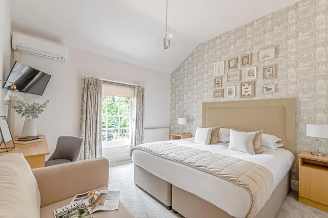Family, 4 Double Beds, Bartley Lodge Hotel 9/10