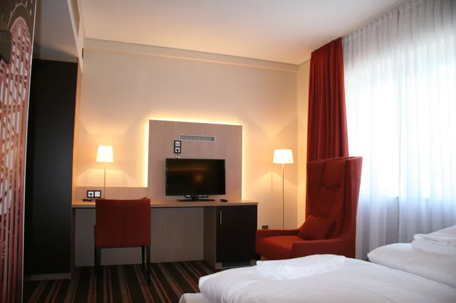 غرفة مفردة، Hotel Fortune 4/5