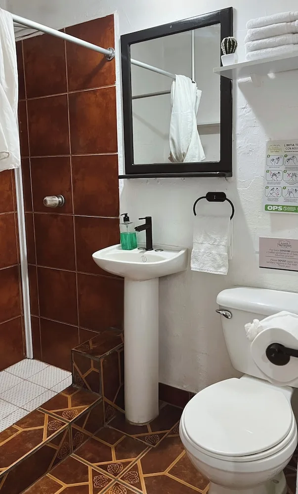 غرفة كلاسيكية بسريرين مزدوجين بحمام خاص، La Casa de Mamapan 9/10