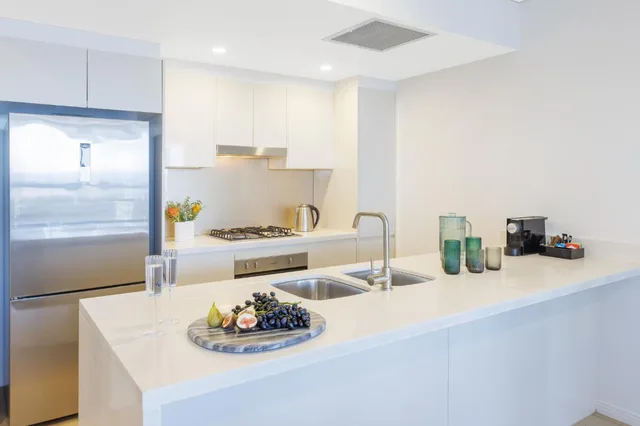 3 Bedrooms, Altitude, Suite, 3 King Beds، Meriton Suites Herschel Street 7/7