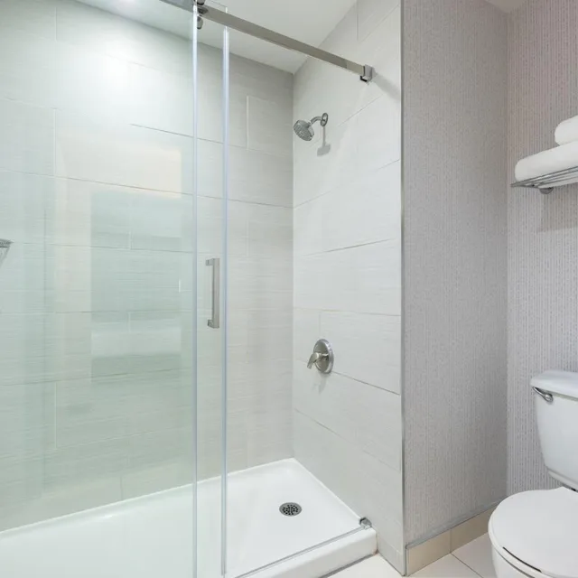 جناح سوبيريور بسرير كينج، The Simon Hotel Sydney 4/5