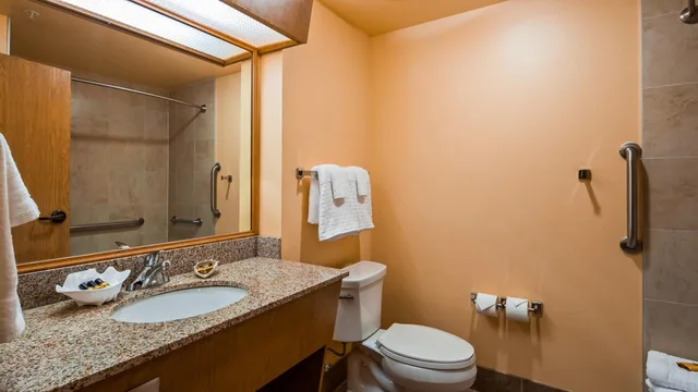 جناح بسريرين كوين، Best Western Plus Caldwell Inn & Suites 7/8