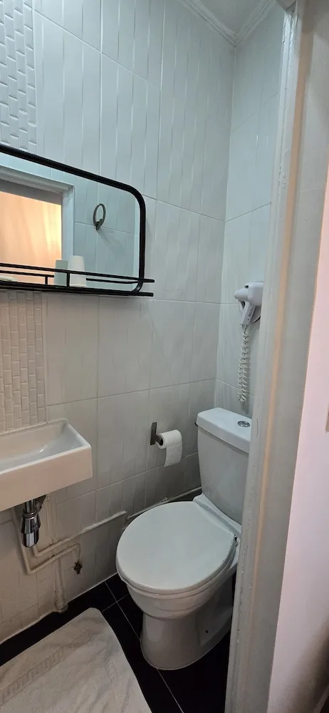 Standard, Single, Single Bed, No Elevator، CAMELIA PRESTIGE - PLACE DE LA NATION 5/7