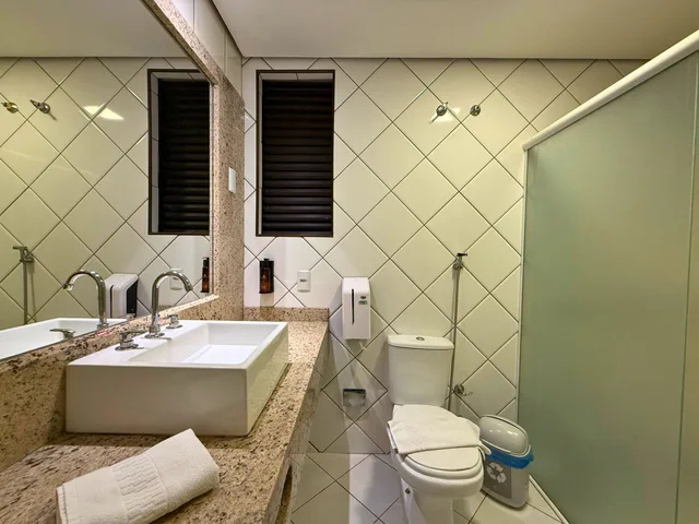 Master, Triple, Single, Twin Beds، Hotel Continental Inn 6/6