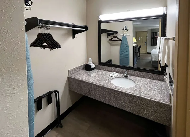 غرفة ديلوكس بسريرين مزدوجين لذوي الإعاقة، Motel6 Nacogdoches TX 9/9