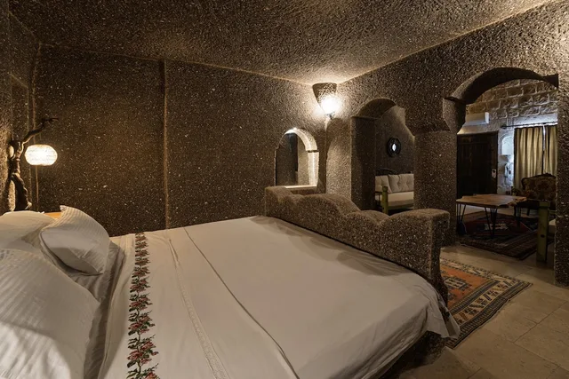 Cave, Suite, Quadruple, Queen and Twin Beds، Grand Cave Suites 1/9