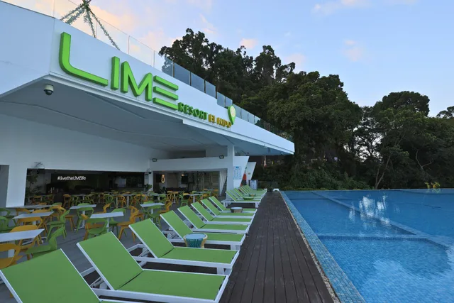 Inner, Superior, Double or Twin Bed، Lime Resort El Nido 2/2
