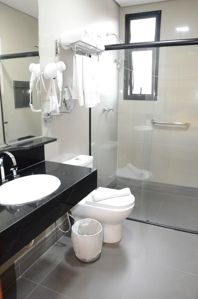 غرفة سوبيريور بسريرين منفصلين، Hotel Metropole 6/6