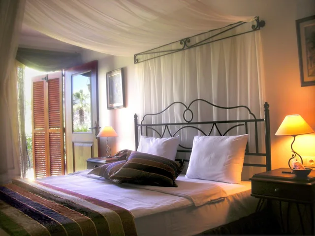 جناح ديلوكس بجاكوزي، Kumlubuk Maris Hotel 4/7