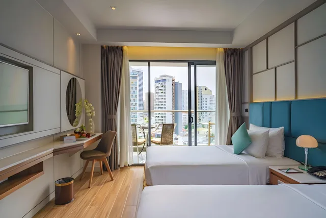 غرفة بريميير بسريرين مزدوجين، Seaesta Hotel Nha Trang 1/2