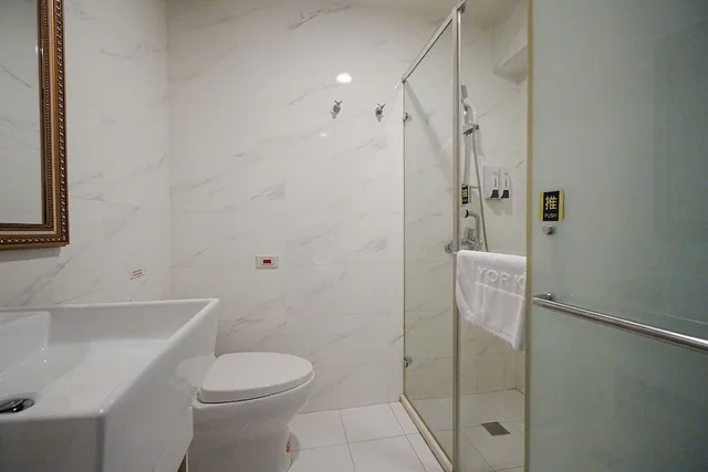 غرفة بزنس مفردة بسرير فردي، York Hotel 8/9