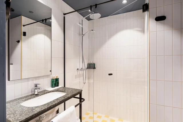 غرفة بسريرين منفصلين، Solo Sokos Hotel Helsinki 3/5