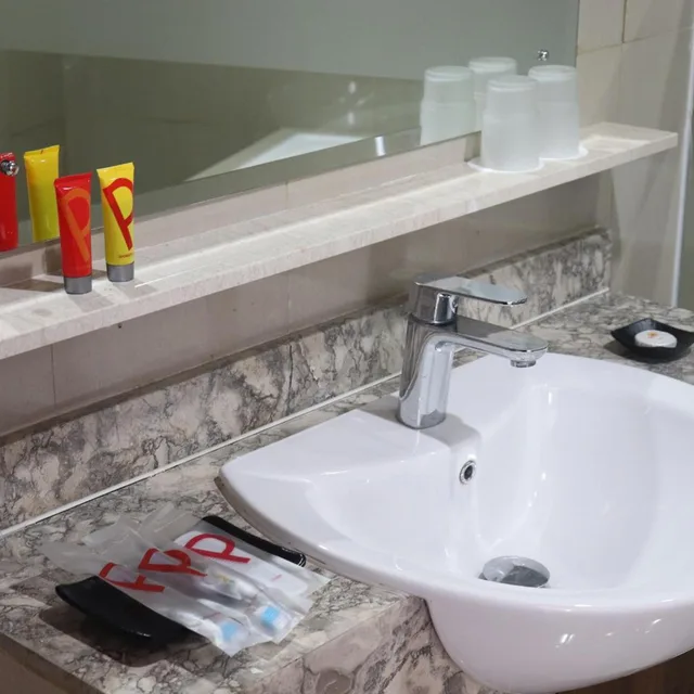 Deluxe, Double Bed, Pakons Prime Hotel 4/4