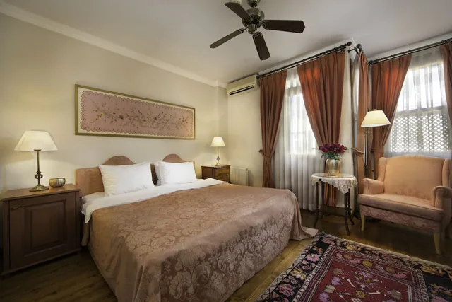 غرفة قياسية بسرير مزدوج، Hotel Sari Konak 2/4