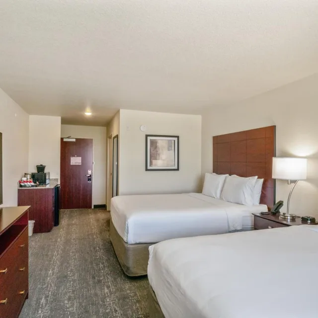غرفة بسرير كوين، Cobblestone Inn & Suites - Boise City 1/6
