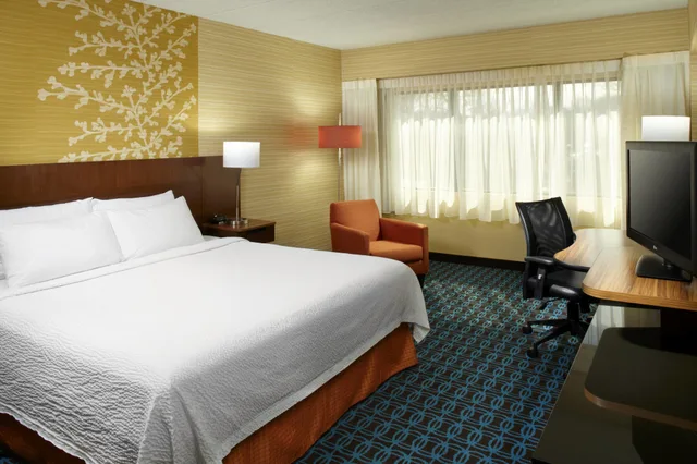 جناح بسرير كينج مع أريكة، Fairfield Inn Suites Parsippany 1/2