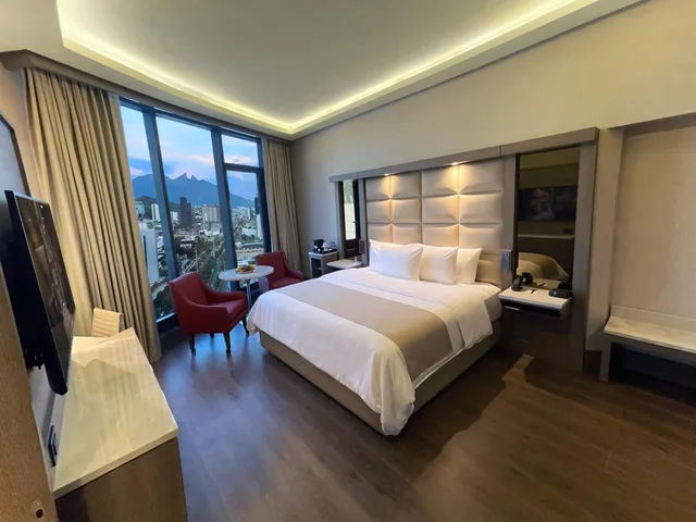 غرفة بسرير كينج بإطلالة على الجبل، Safi Royal Luxury Metropolitan 4/7