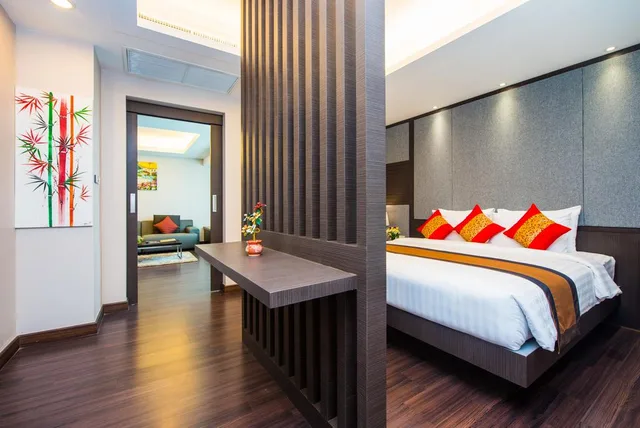 1 Bedroom Executive Suite, Tetris Hotel (SHA) by ZUZU 2/5