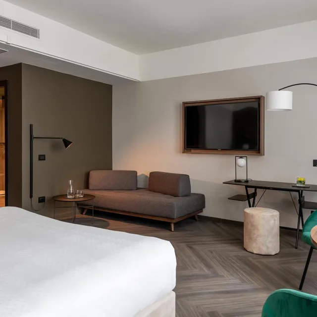 Junior Suite, Deluxe, Double Bed, Hotel Tocq 2/4